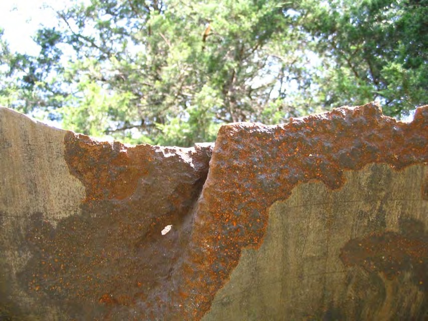 854x640 8/25/08 #11 -Close up of external corrosion on the possible origin site., in Pilot Grove, MO PEPL explosion, by John S. Quarterman, for SpectraBusters.org, 25 August 2008