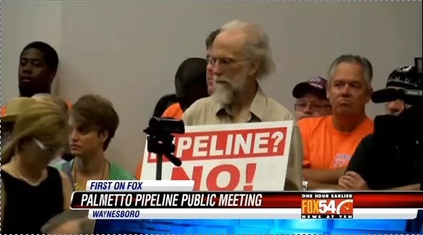 600x333 SB sign on WTOC, in SpectraBusters against Palmetto Pipeline, by John S. Quarterman, for SpectraBusters.org, 7 May 2015